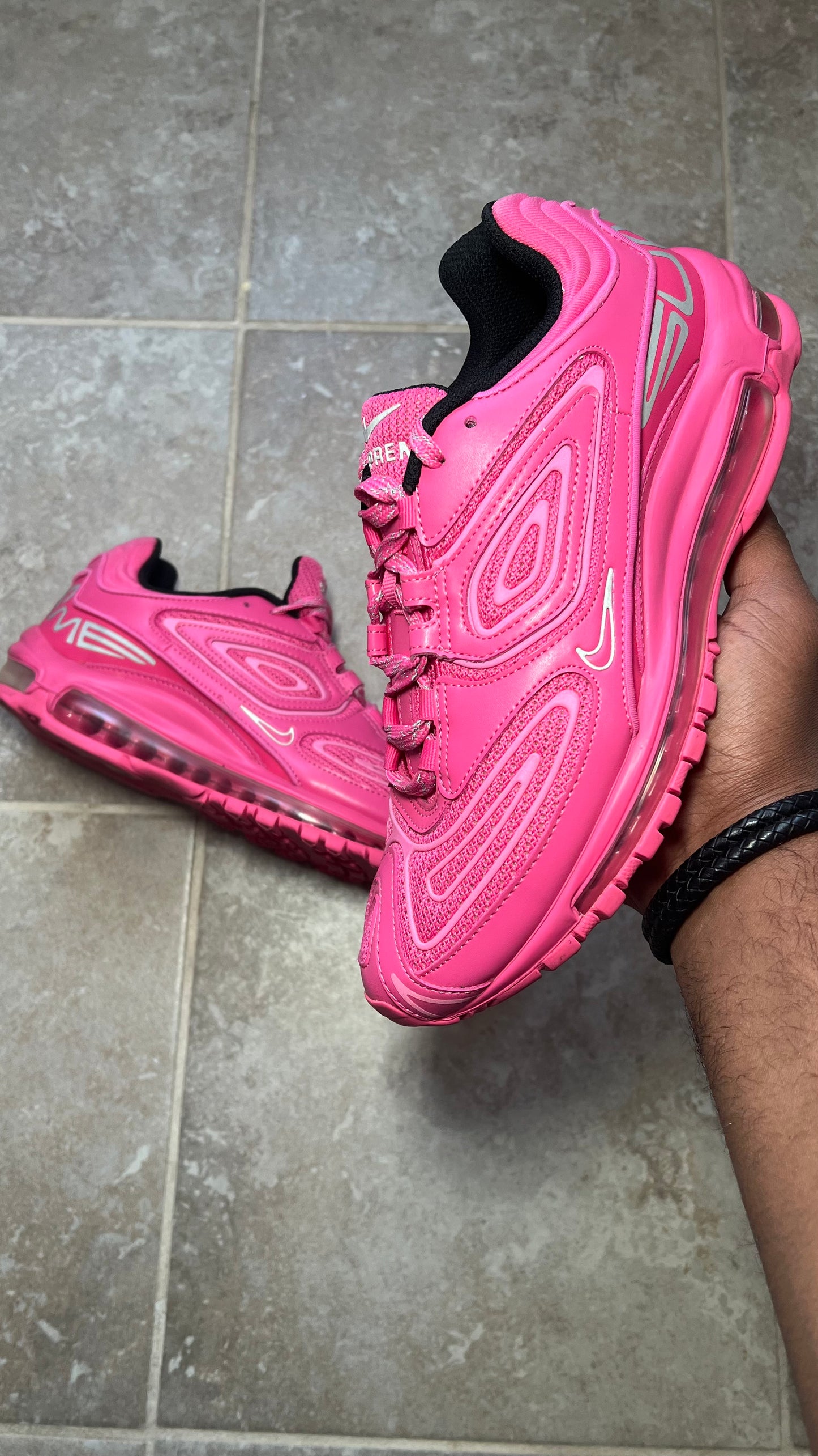 Nike Air Max 98 Supreme TL “Supreme Pink” (SIZE 8.5)