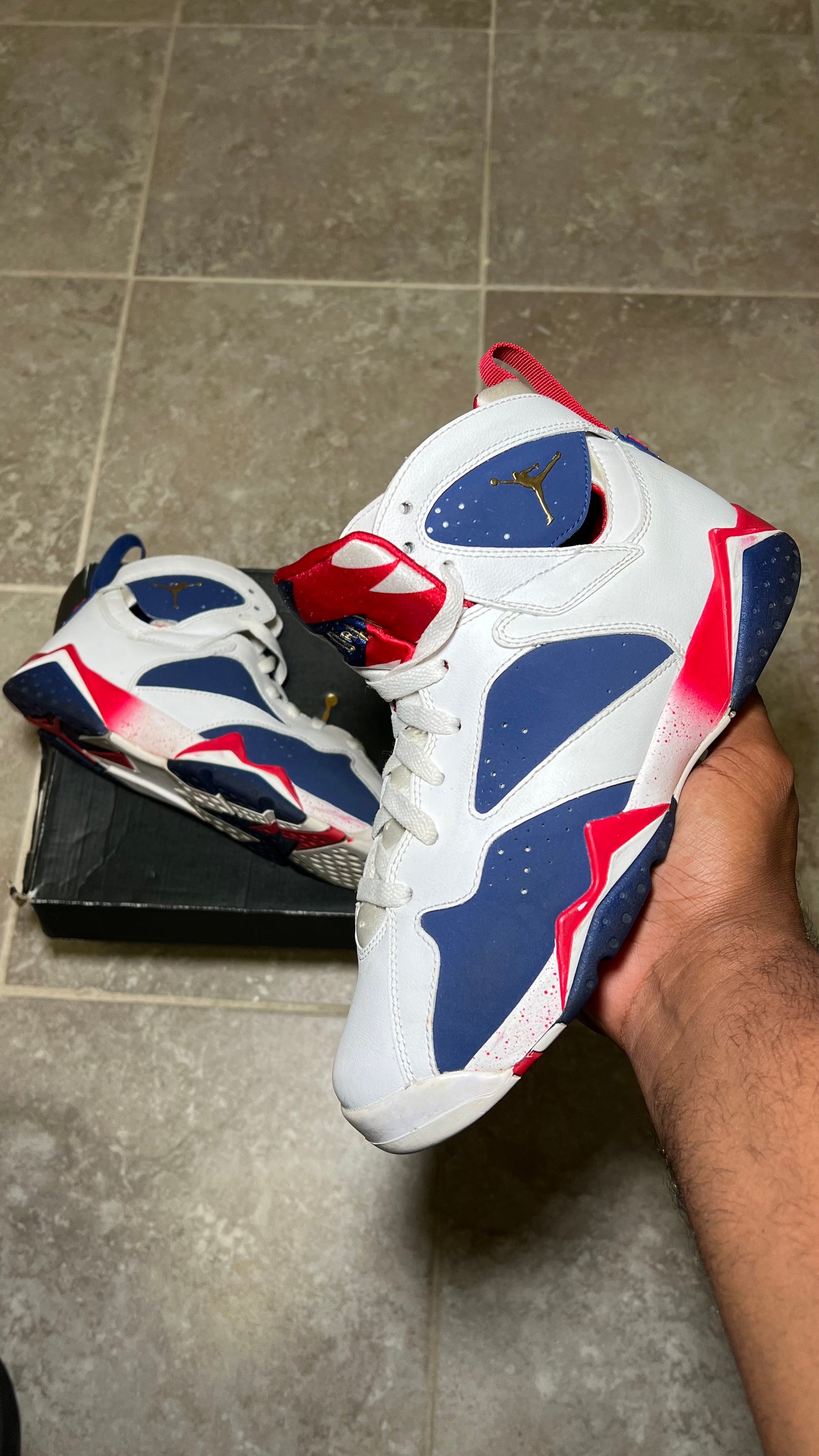 Jordan 7 Retro “Tinker Alternate” (SIZE 7)