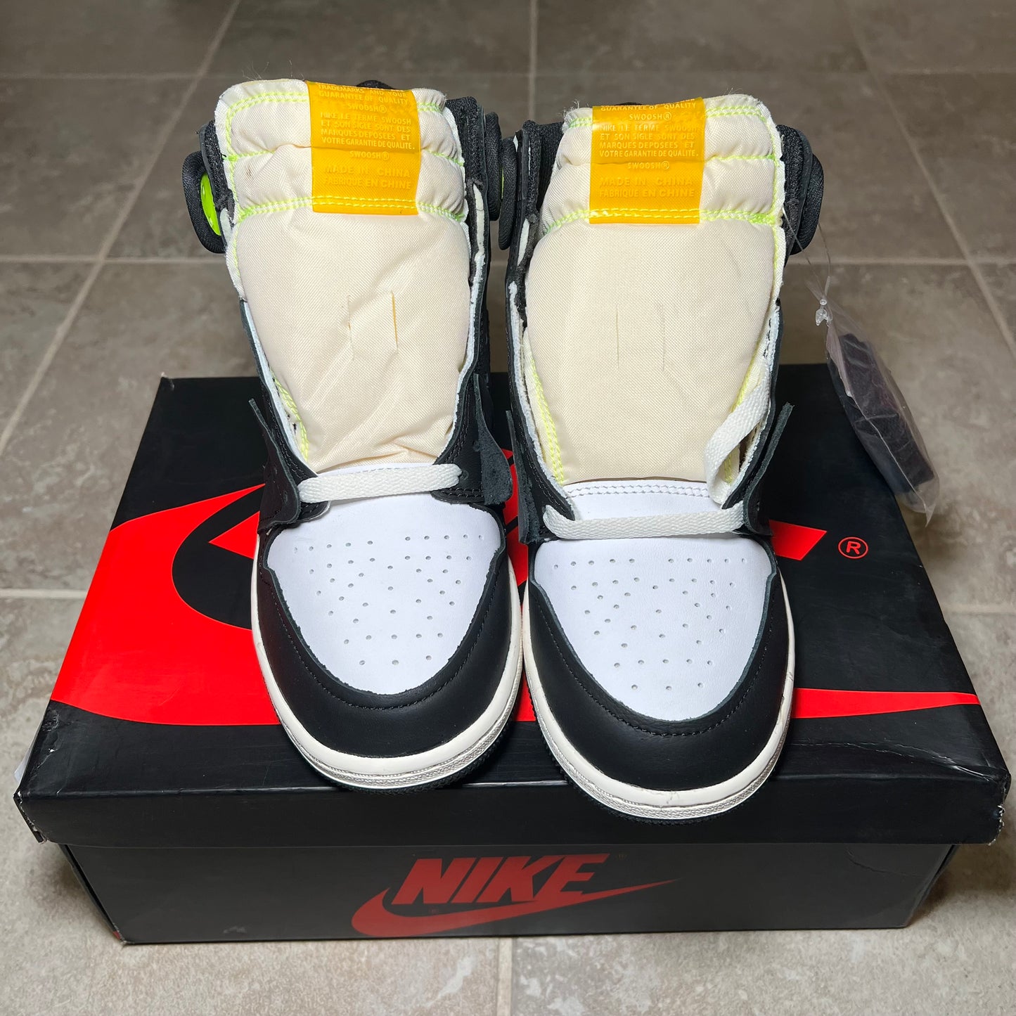 Jordan 1 High Retro “Volt” (SIZE 5.5)