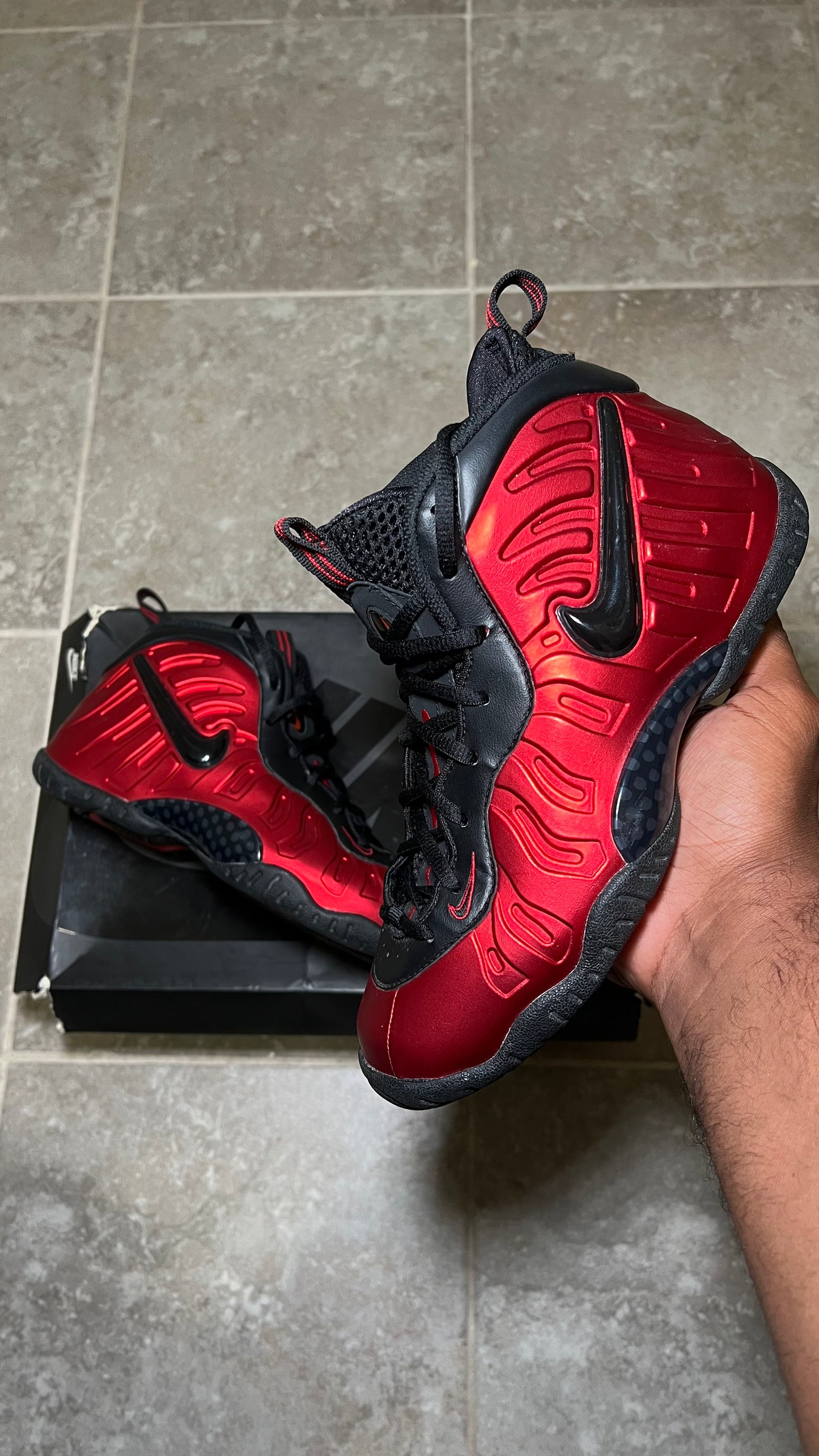 Nike Air Foamposite Pro “University Red” (SIZE 6)