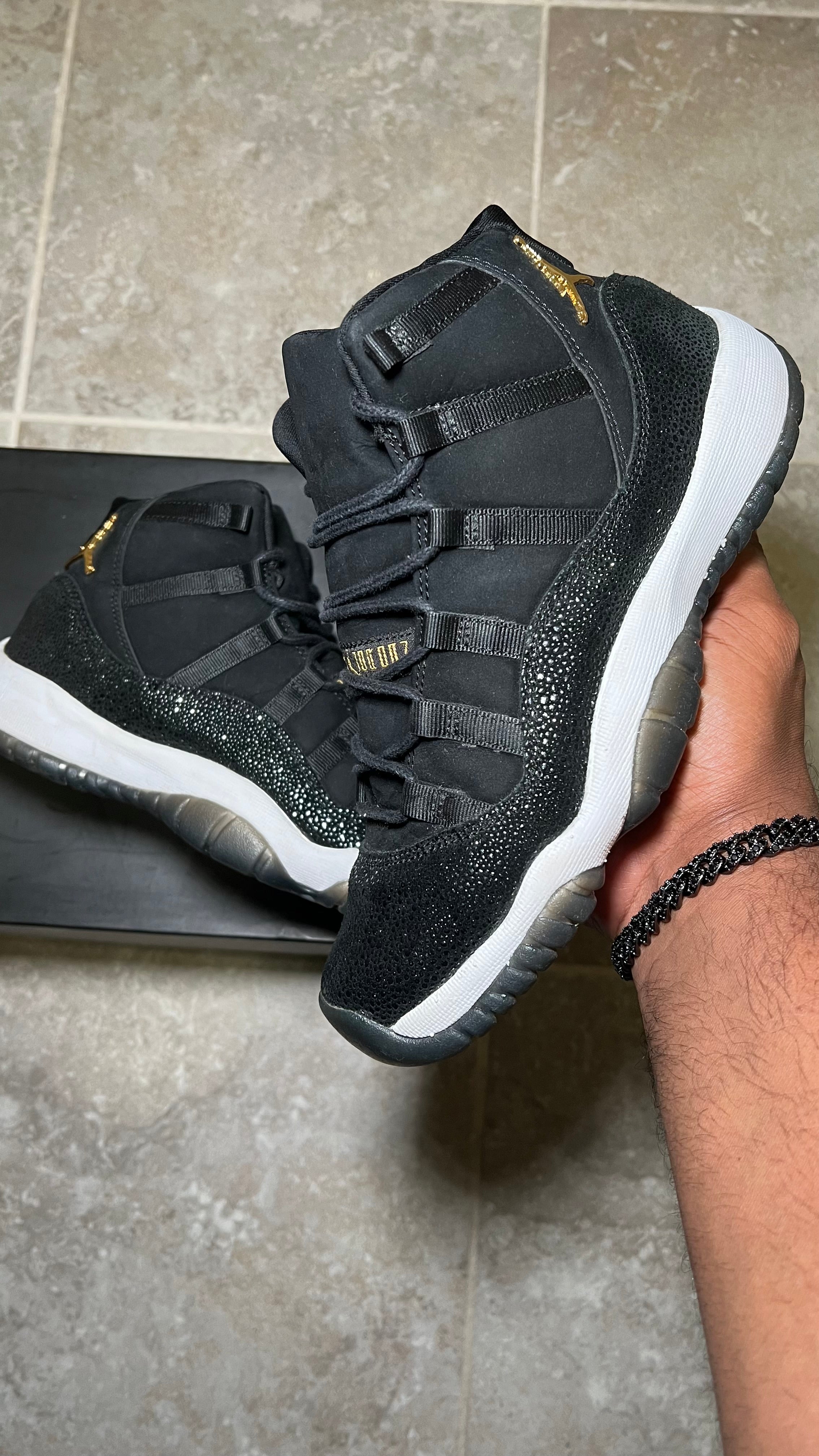 Nike air jordan 11 heiress on sale